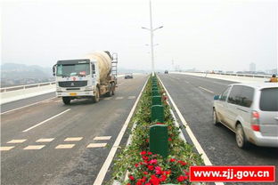 我市三處 三化三改 道路設(shè)施改造任務(wù)工程提前完工