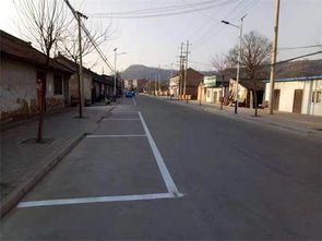 富縣交警大隊張村驛中隊 更新交通安全設施 改善道路通行環境